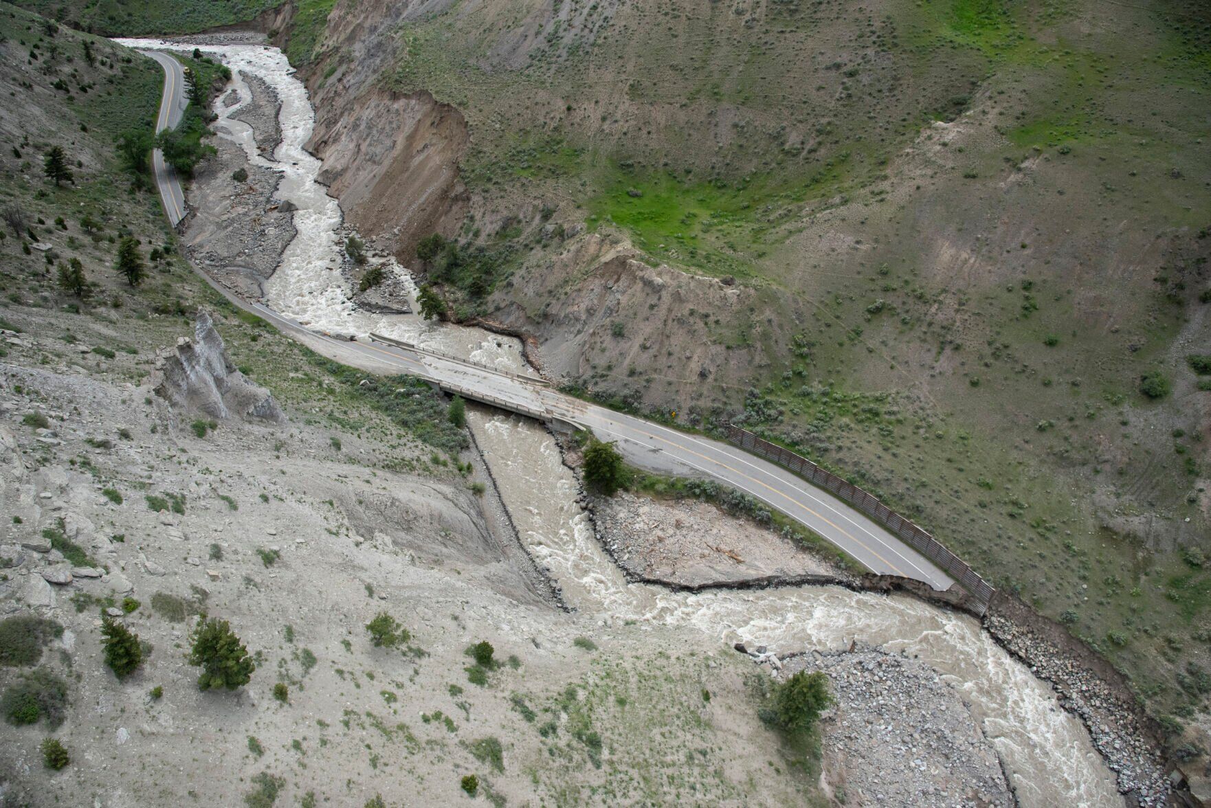 Yellowstone flood flyover